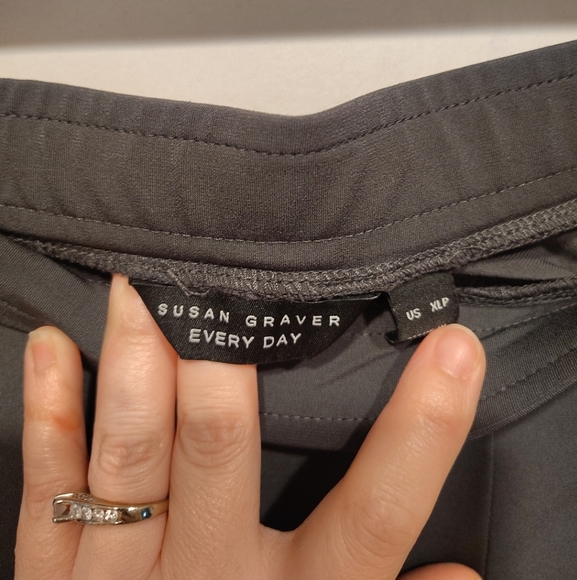 Susan Graver Everyday Gray Straight Leg Liquid Knit Pull-On Pants Sz XLP Travel - Picture 2 of 6